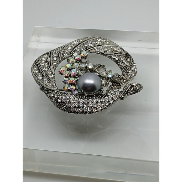 Gorgeous Vintage Estate Silver Grey Pearl Rhinestone Crystal AB Brooch - Picture 13 of 13
